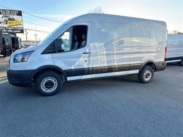 2024 Ford Transit Base