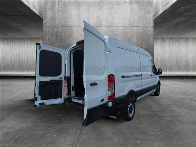 2024 Ford Transit Base