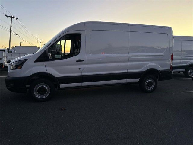 2024 Ford Transit Base