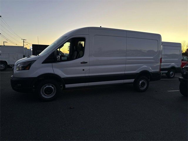 2024 Ford Transit Base