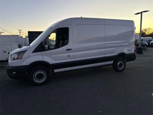 2024 Ford Transit Base