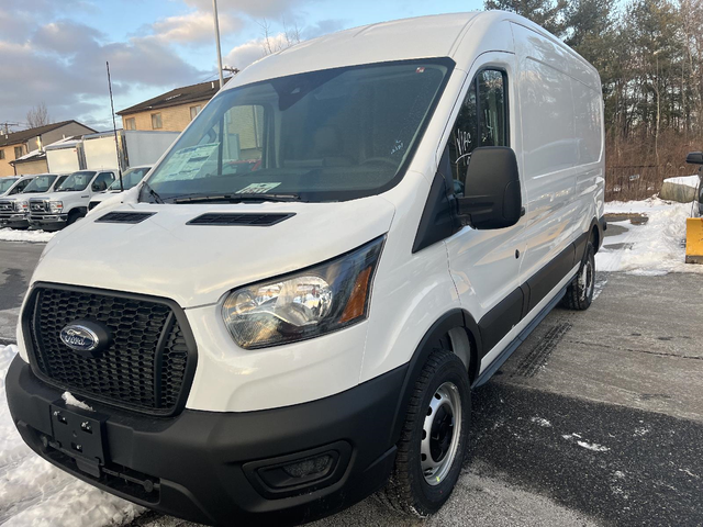 2024 Ford Transit Base