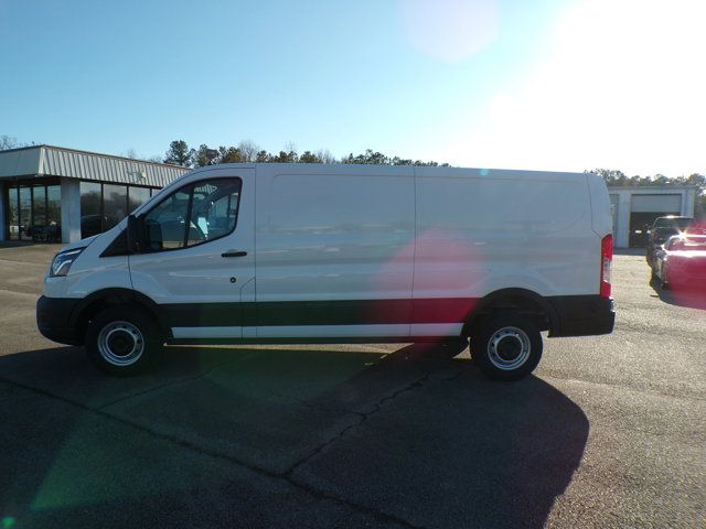 2024 Ford Transit Base