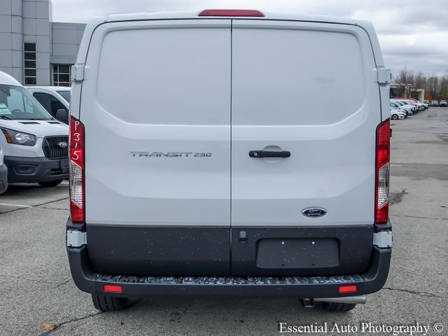 2024 Ford Transit Base