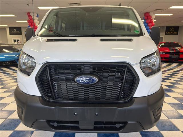 2024 Ford Transit Base