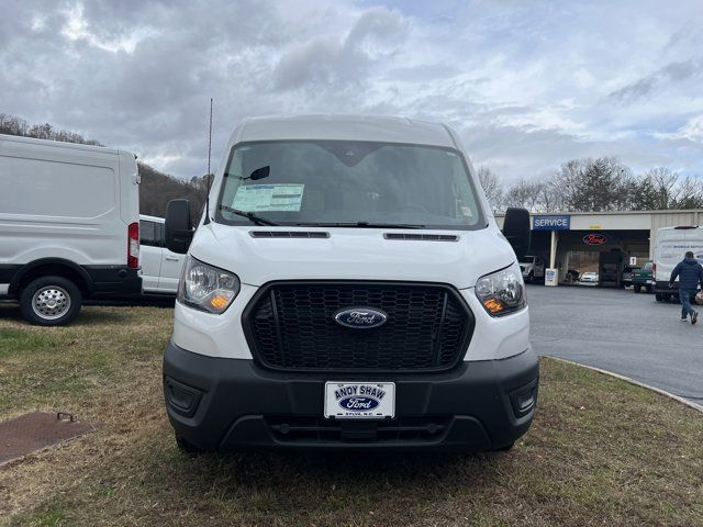 2024 Ford Transit Base