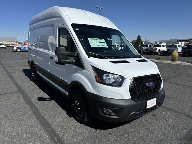 2024 Ford Transit Base