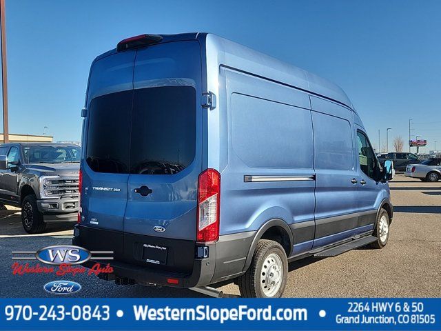 2024 Ford Transit Base