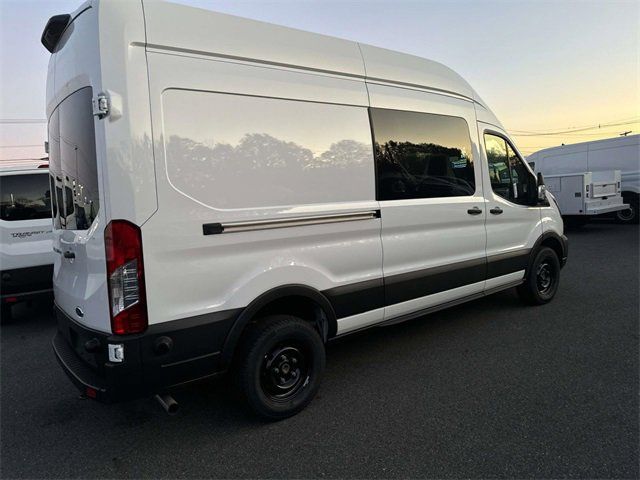 2024 Ford Transit Base