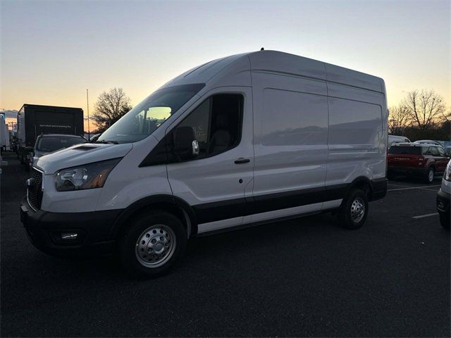 2024 Ford Transit Base