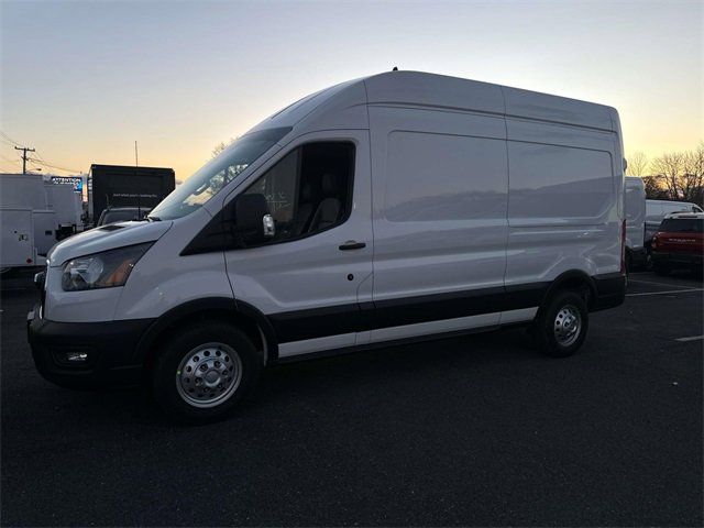 2024 Ford Transit Base