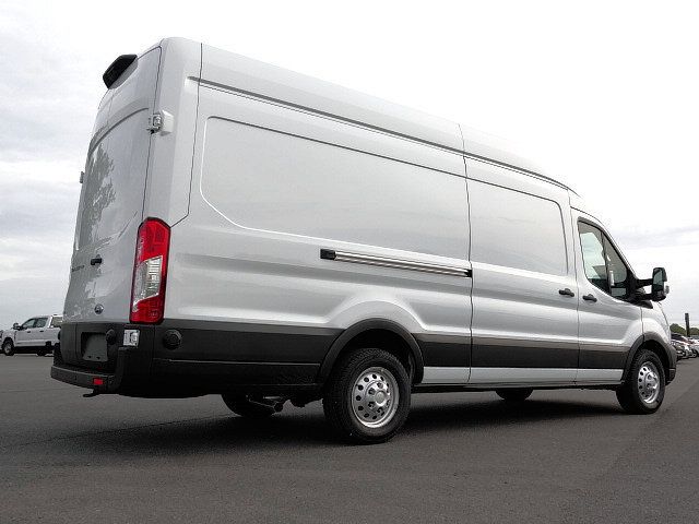 2024 Ford Transit Base