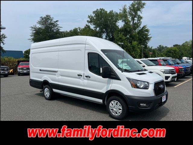 2024 Ford Transit Base