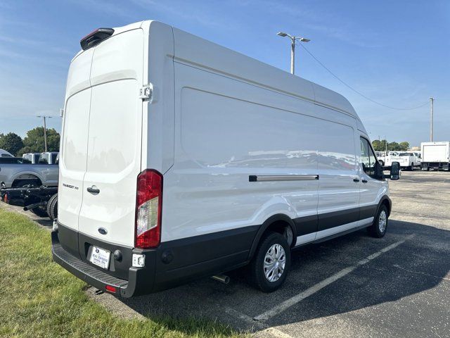 2024 Ford Transit Base