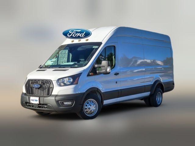 2024 Ford Transit Base