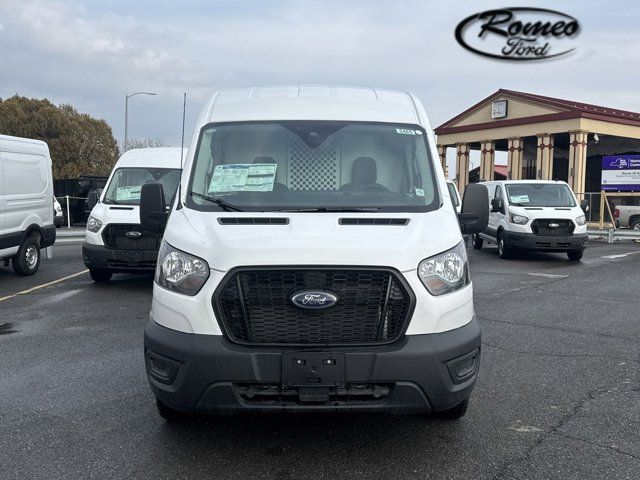 2024 Ford Transit Base