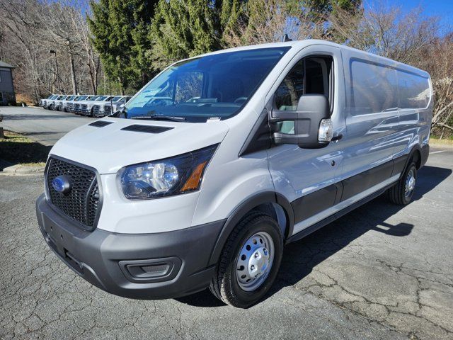 2024 Ford Transit Base