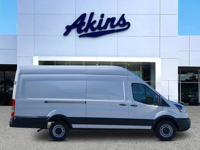 2024 Ford Transit Base