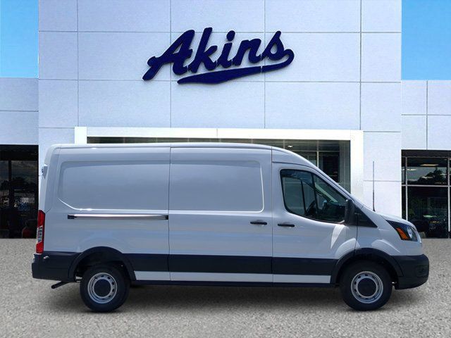 2024 Ford Transit Base