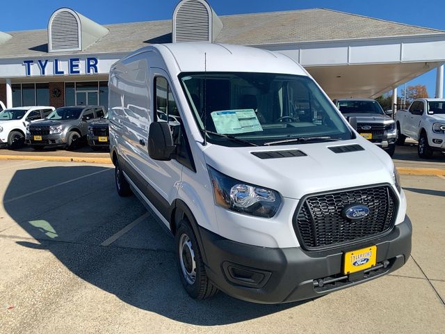 2024 Ford Transit Base