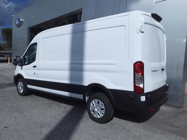 2024 Ford Transit Base