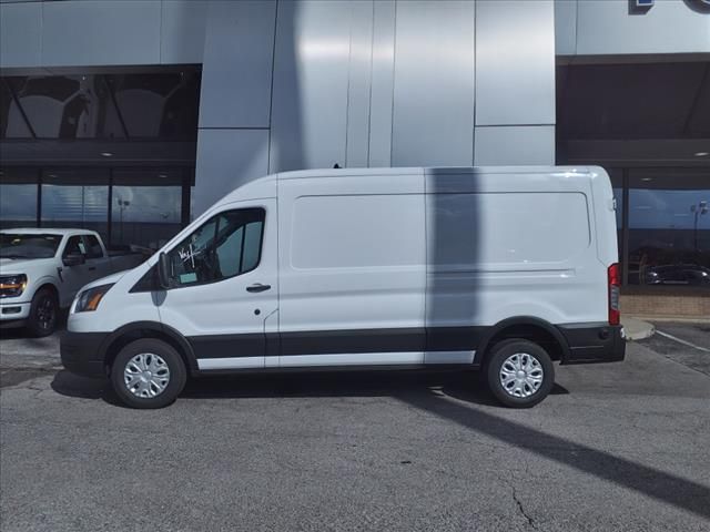 2024 Ford Transit Base