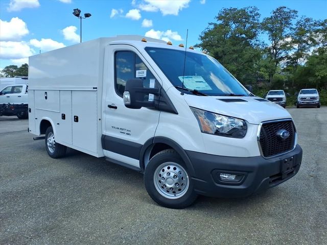 2024 Ford Transit Base