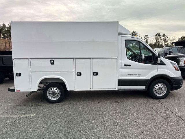 2024 Ford Transit Base
