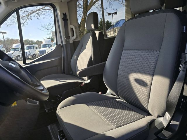 2024 Ford Transit XLT