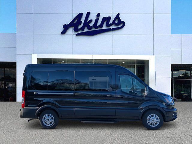 2024 Ford Transit XLT