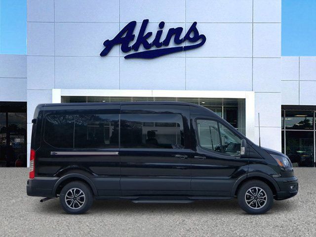 2024 Ford Transit XLT