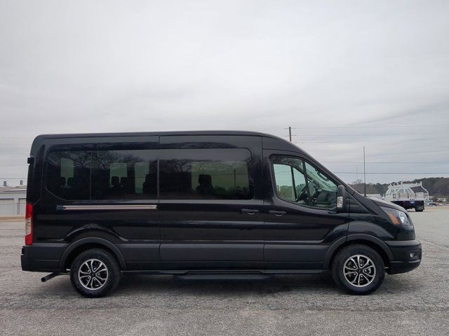 2024 Ford Transit XLT