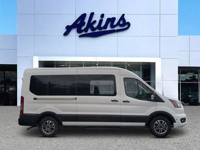 2024 Ford Transit XLT