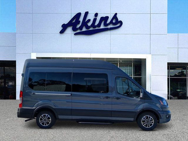 2024 Ford Transit XLT