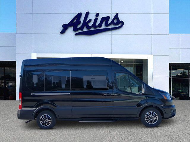 2024 Ford Transit XLT