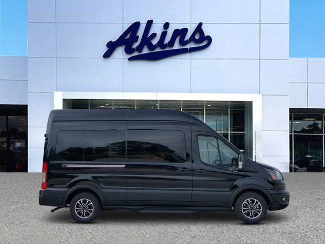 2024 Ford Transit XLT