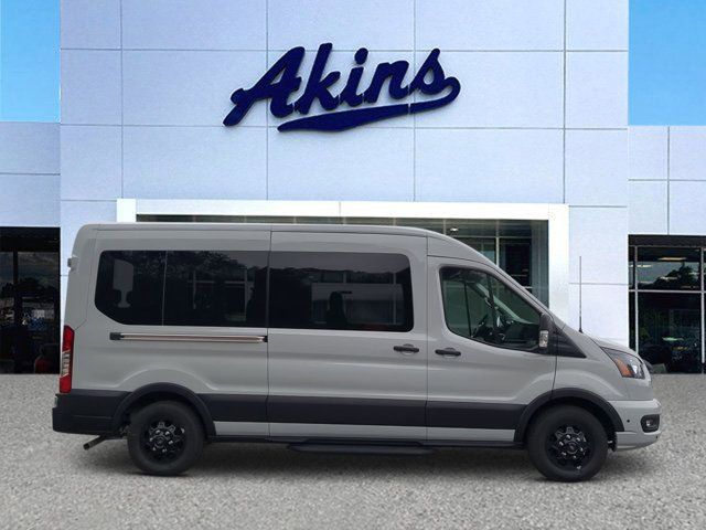 2024 Ford Transit XLT