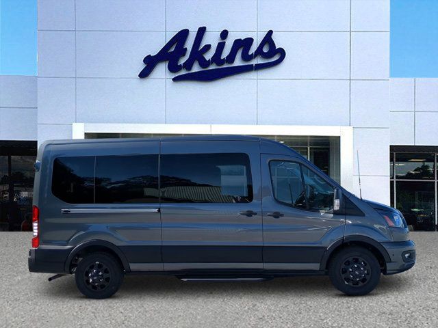 2024 Ford Transit XLT