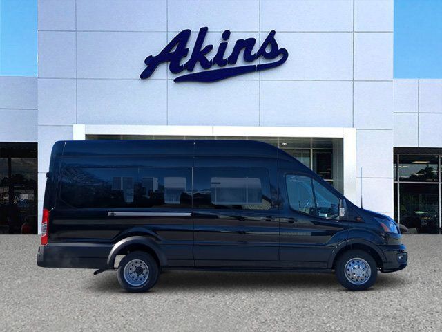 2024 Ford Transit XLT