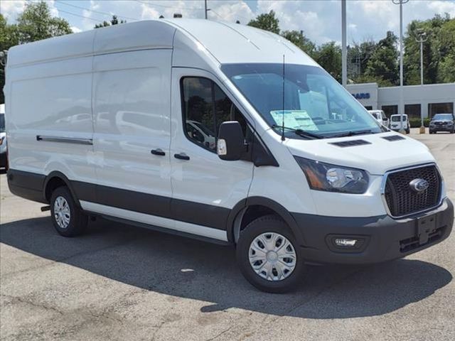 2024 Ford Transit Base