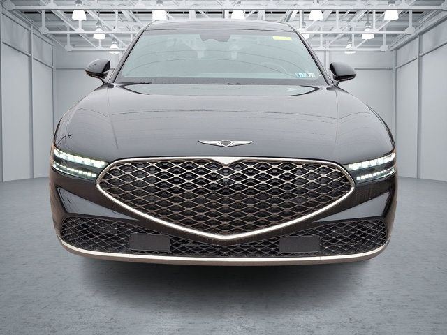 2024 Genesis G90 e-SC