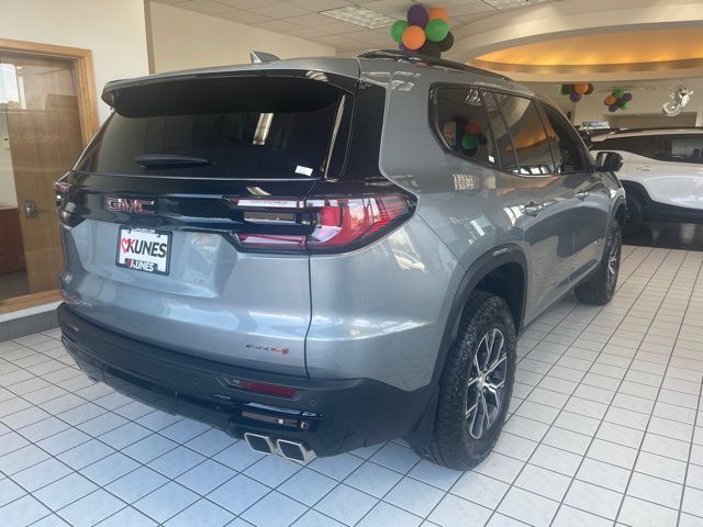 2024 GMC Acadia AWD AT4