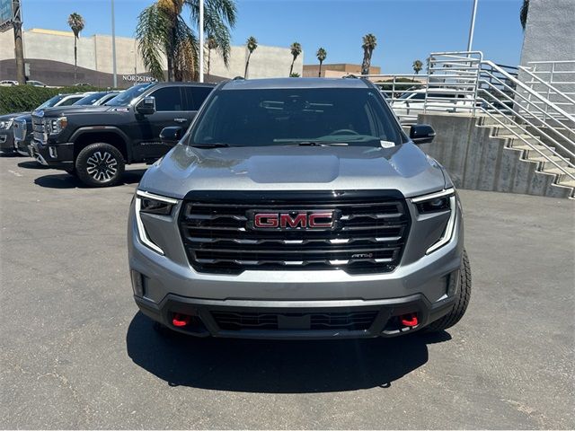 2024 GMC Acadia AWD AT4