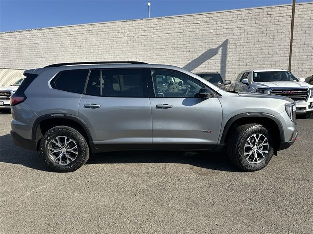 2024 GMC Acadia AWD AT4