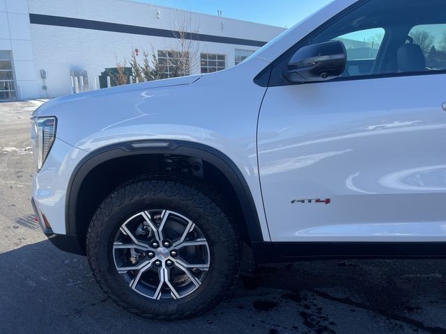 2024 GMC Acadia AT4