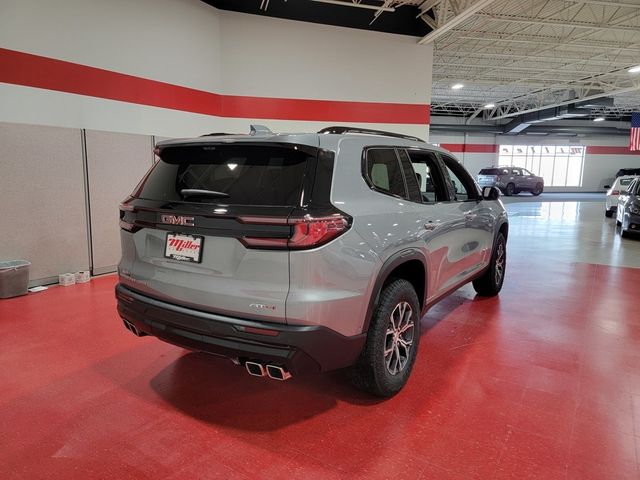 2024 GMC Acadia AWD AT4