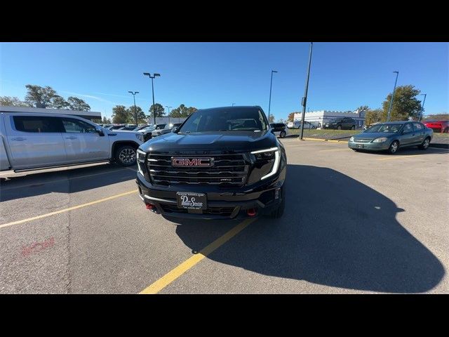 2024 GMC Acadia AWD AT4