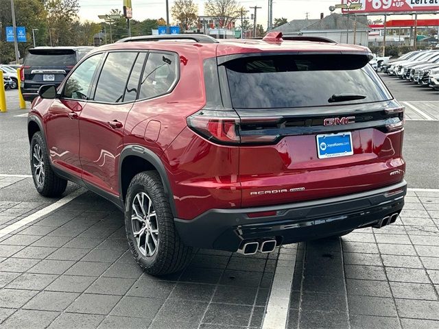 2024 GMC Acadia AT4