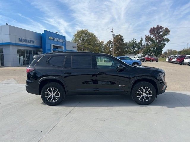 2024 GMC Acadia AWD AT4