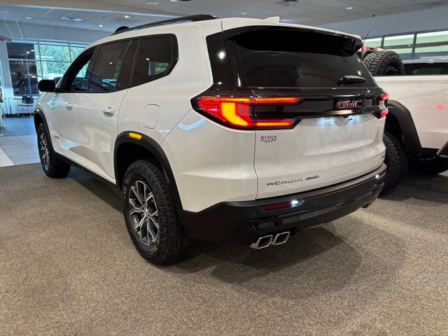 2024 GMC Acadia AWD AT4